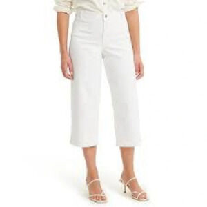 Levi's Classic Wide Leg Crop Jean in Simply White - Size 32 (14)
